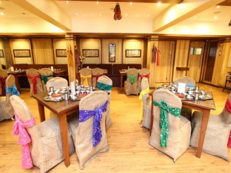 Hotel Shantidoot, Dadar Malad Bagian luar foto