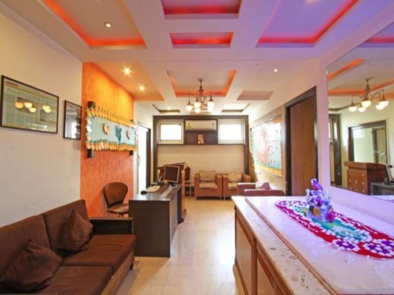 Hotel Shantidoot, Dadar Malad Bagian luar foto